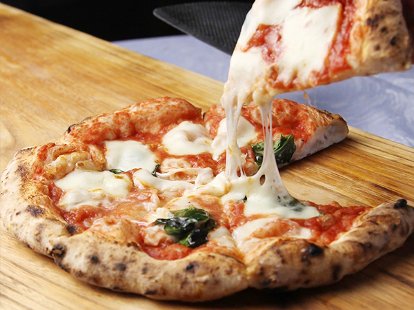 Pizza NAPOURA